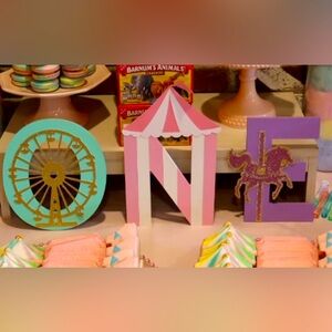 Carousel party ONE stand